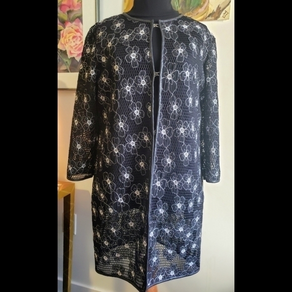 Embroidered Jacket‎ - Picture 4 of 7